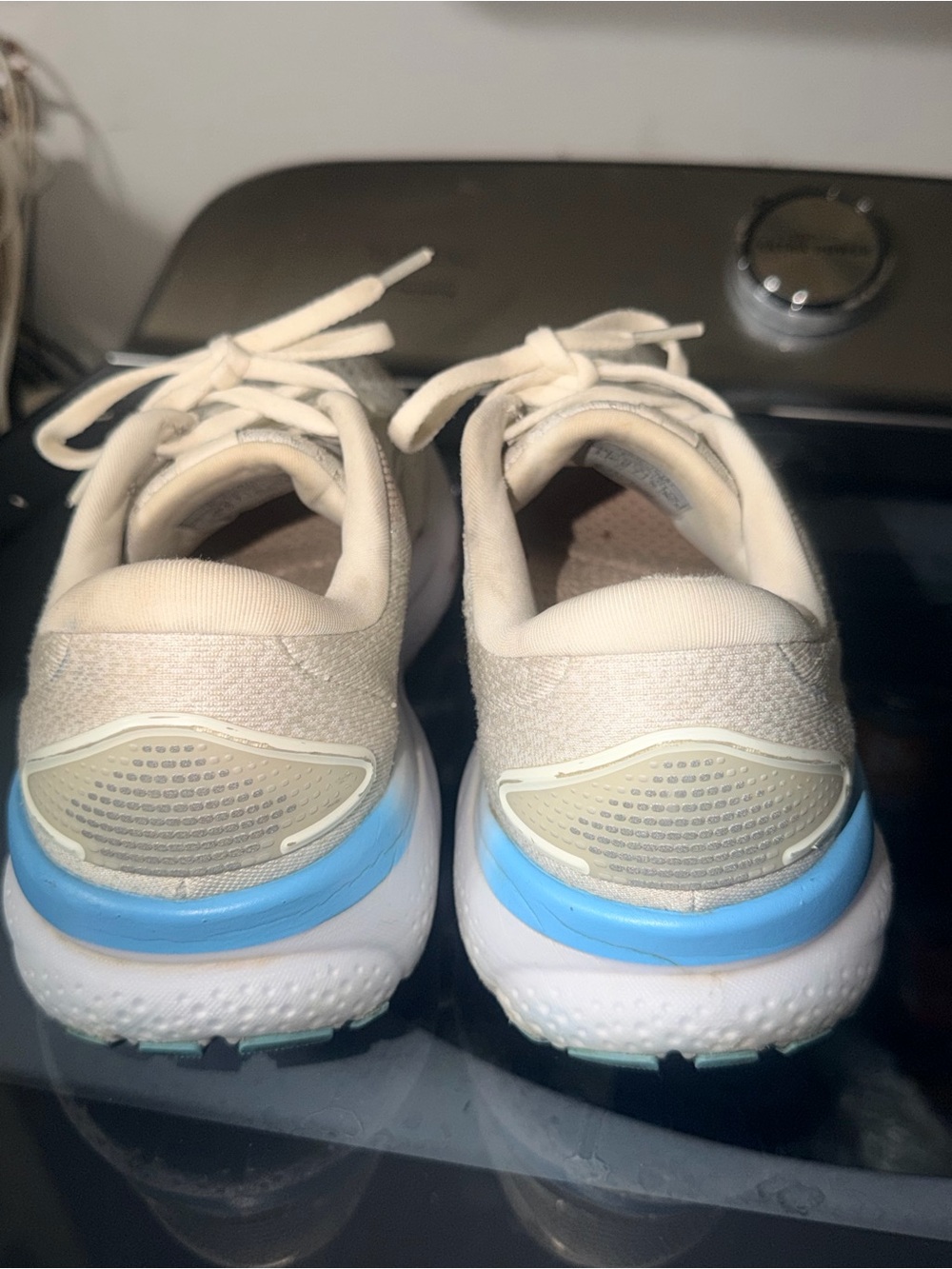 Brooks Ghost 16 Women’s 9 B Coconut Chateau Grey Blue Running Shoes - Picture 2 of 7